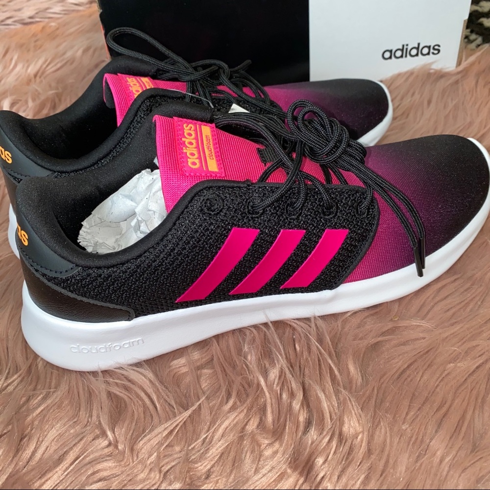 Adidas tennis shoes - Picture 4 of 6